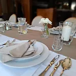 Otel Eminent Stupava