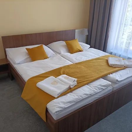 Eminent Hotel