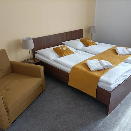 Eminent Szálloda 3*