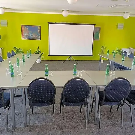 Eminent 3* Ступава