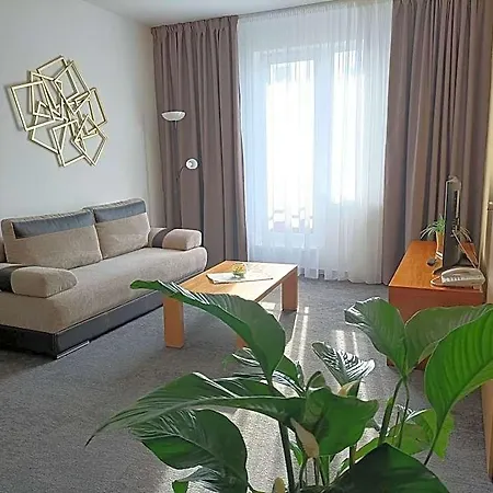 Eminent Hotel